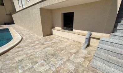 Vrijstaande villa met privézwembad en panoramisch uitzicht in Ciudad Quesada