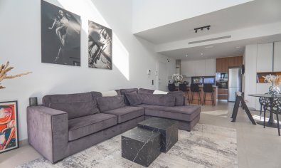 Luxe villa met privézwembad en panoramisch uitzicht in Ciudad Quesada