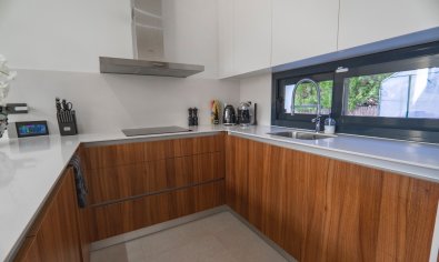 Luxe villa met privézwembad en panoramisch uitzicht in Ciudad Quesada