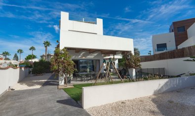 Luxe villa met privézwembad en panoramisch uitzicht in Ciudad Quesada