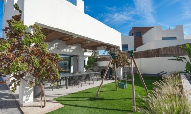 Luxe villa met privézwembad en panoramisch uitzicht in Ciudad Quesada