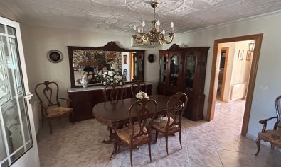 Luxe villa met 6 slaapkamers, gastenverblijf en privézwembad in Ciudad Quesada