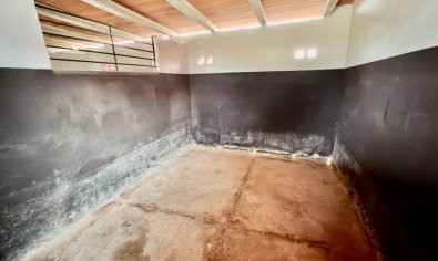 Villa rural en Almoradí con piscina privada, 6 dormitorios e instalaciones para caballos