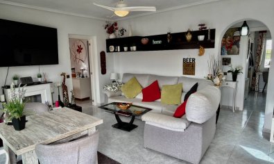 Vrijstaande villa met 3 slaapkamers, privétuin en zwembad in Ciudad Quesada