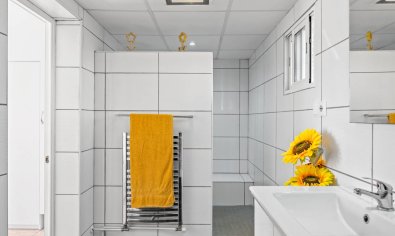 Ruime villa met privézwembad en gastenverblijf in Ciudad Quesada, Costa Blanca