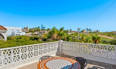 Ruime villa met privézwembad en gastenverblijf in Ciudad Quesada, Costa Blanca