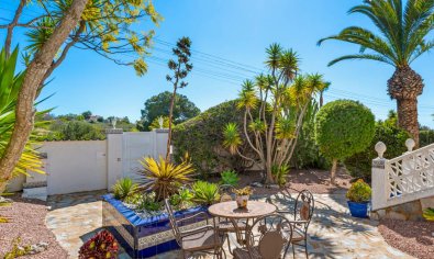 Ruime villa met privézwembad en gastenverblijf in Ciudad Quesada, Costa Blanca