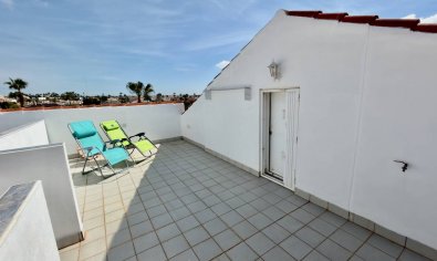 Charmant appartement met solarium en zwembad in Ciudad Quesada, Costa Blanca