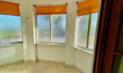 Charmante landelijke finca met 3 slaapkamers en panoramisch uitzicht nabij Orihuela