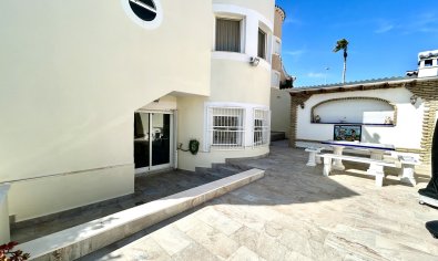 Reventa - Villa -
Pinar de Campoverde