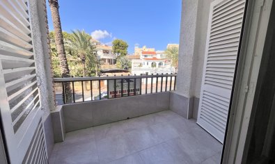 Reventa - Apartamento / piso -
Orihuela Costa - La Zenia
