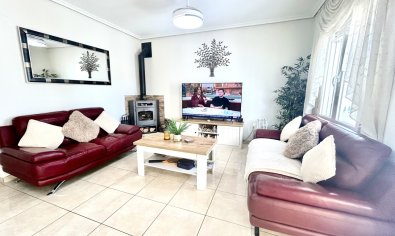 Resale - Villa -
Villamartín - Villamartin