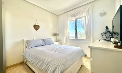 Resale - Villa -
Villamartín - Villamartin