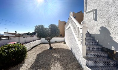 Resale - Villa -
Villamartín - Villamartin