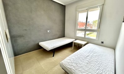 Resale - Apartment -
Villamartín - Villamartin