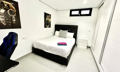 Bestaande bouw - Villa -
Torrevieja - Los Balcones