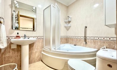 Resale - Apartment -
Almoradí