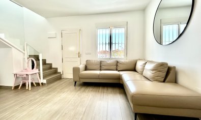 Bestaande bouw - Villa -
Villamartín - Villamartin