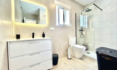 Bestaande bouw - Villa -
Villamartín - Villamartin