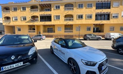 Resale - Apartment -
Jacarilla