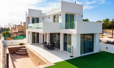 Obra nueva - Casa Adosada -
Orihuela