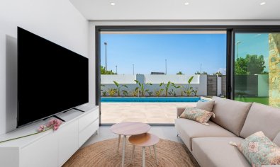 Villas de obra nueva en Los Alcázares