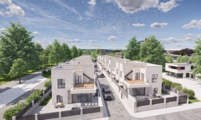 Nieuwbouw Woningen - Geschakelde woning -
La Herrada