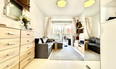 Bestaande bouw - Appartement -
Torrevieja - Punta Prima