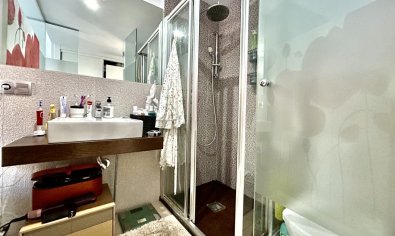 Bestaande bouw - Appartement -
Torrevieja - Punta Prima