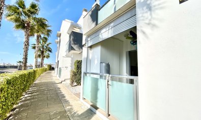 Bestaande bouw - Appartement -
Torrevieja - Punta Prima