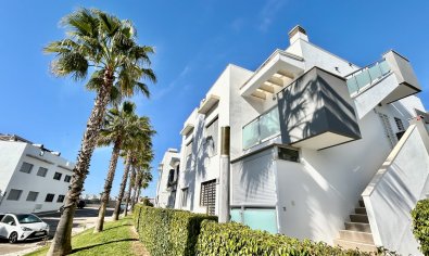 Bestaande bouw - Appartement -
Torrevieja - Punta Prima