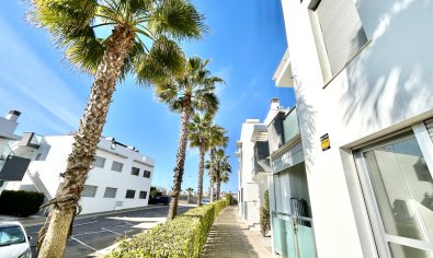 Bestaande bouw - Appartement -
Torrevieja - Punta Prima