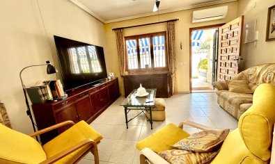 Bestaande bouw - Villa -
Orihuela Costa - La Zenia