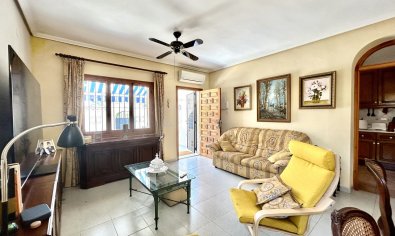 Bestaande bouw - Villa -
Orihuela Costa - La Zenia