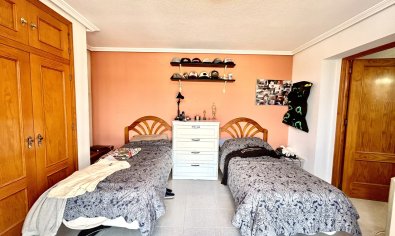 Bestaande bouw - Villa -
Orihuela Costa - La Zenia