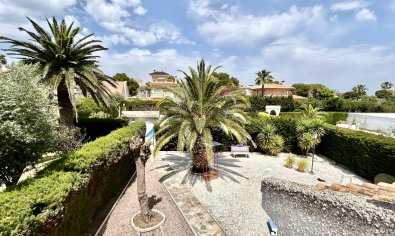 Bestaande bouw - Villa -
Orihuela Costa - La Zenia