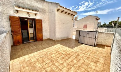 Bestaande bouw - Villa -
Orihuela Costa - La Zenia