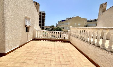 Bestaande bouw - Villa -
Orihuela Costa - La Zenia