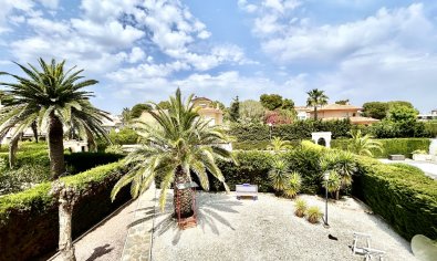 Bestaande bouw - Villa -
Orihuela Costa - La Zenia
