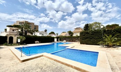 Bestaande bouw - Villa -
Orihuela Costa - La Zenia