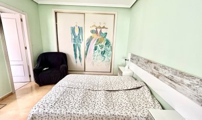 Bestaande bouw - Appartement -
Torrevieja