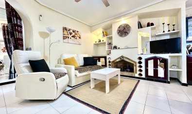 Bestaande bouw - Appartement -
Torrevieja - Los Altos