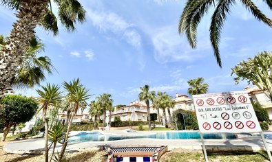 Bestaande bouw - Appartement -
Torrevieja - Los Altos