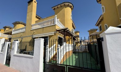 Bestaande bouw - Villa / Halfvrijstaand -
Ciudad Quesada