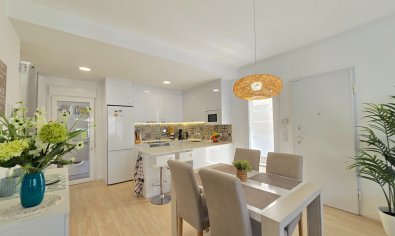 Resale - Villa -
Pilar de la Horadada - Pilar de la Horadada *