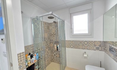 Resale - Villa -
Pilar de la Horadada - Pilar de la Horadada *