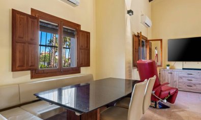 Resale - Finca -
Rafal