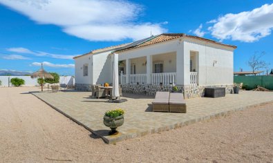 Bestaande bouw - Finca -
Rafal
