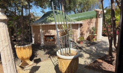 Bestaande bouw - Finca -
Catral