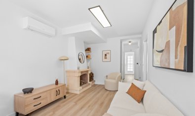 Bestaande bouw - Villa -
Villamartín - PAU 26